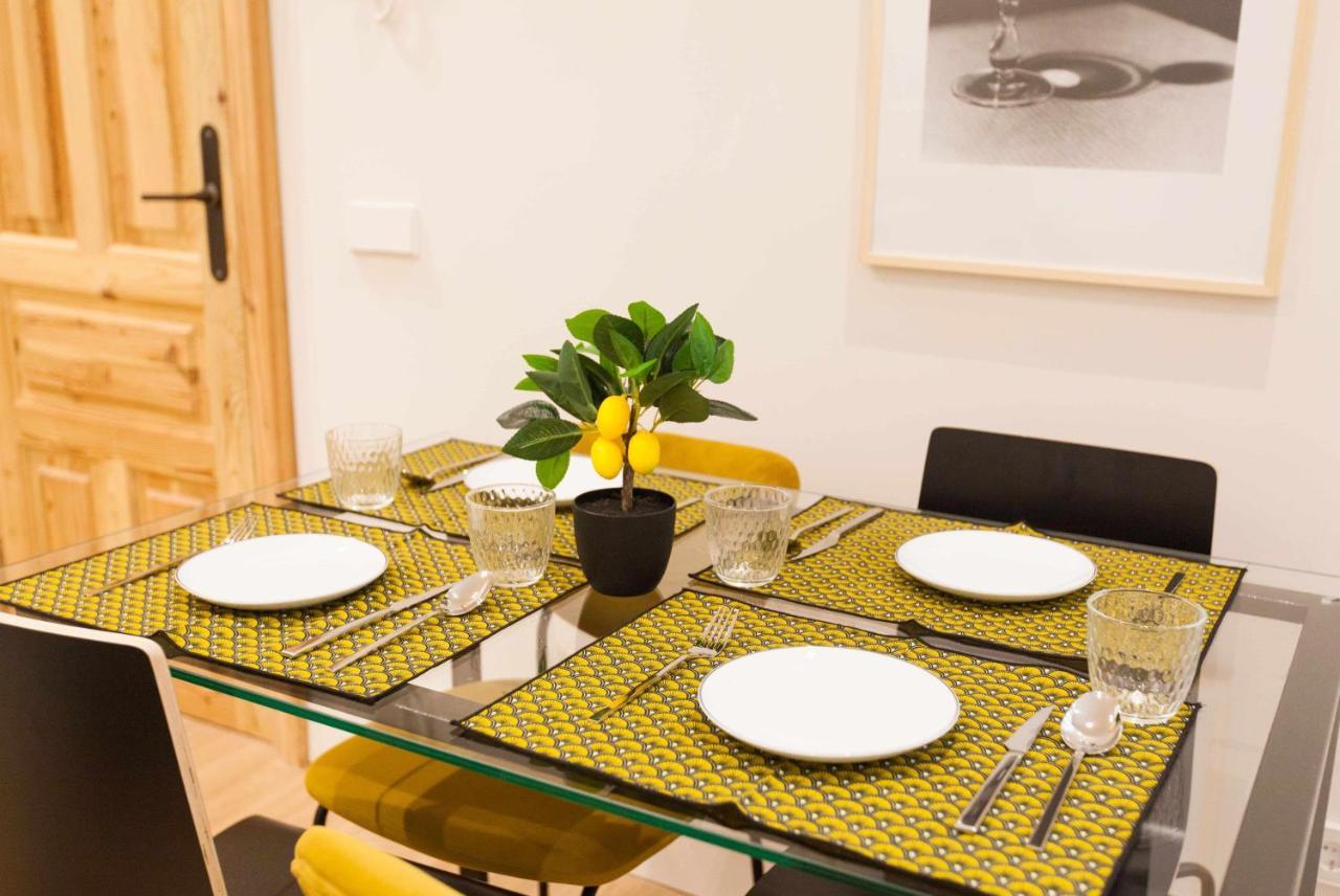 Isg Apartments Cedaceros 12 세비야 외부 사진