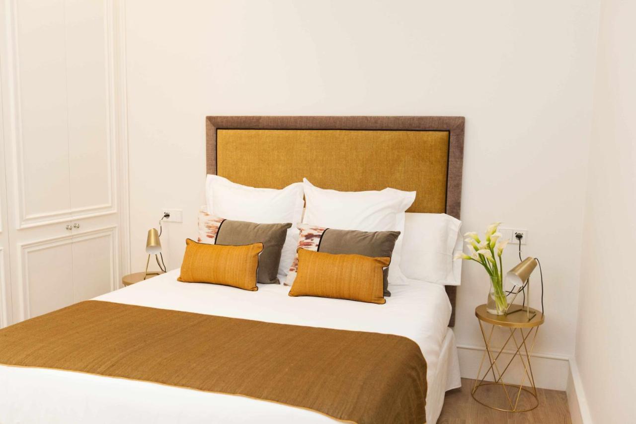 Isg Apartments Cedaceros 12 세비야 외부 사진