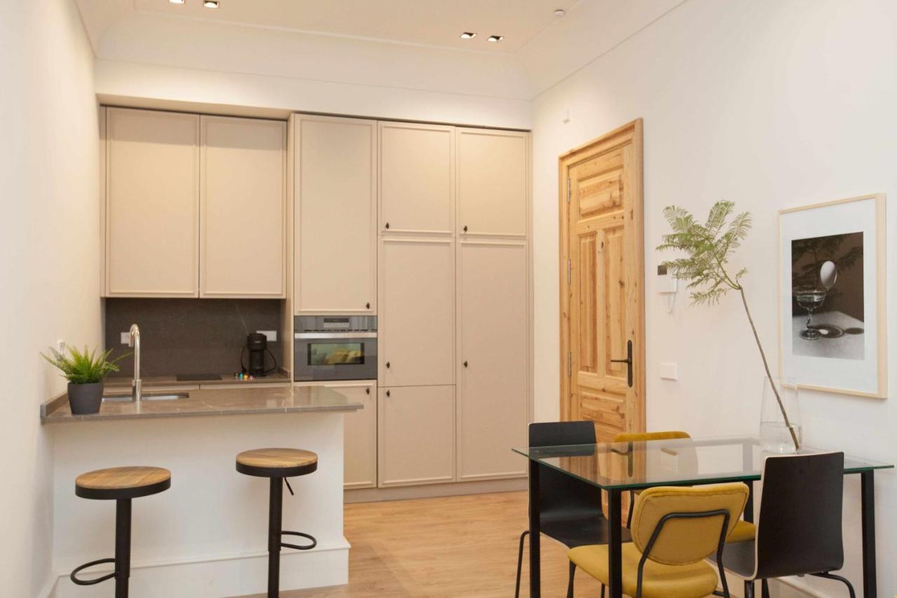 Isg Apartments Cedaceros 12 세비야 외부 사진