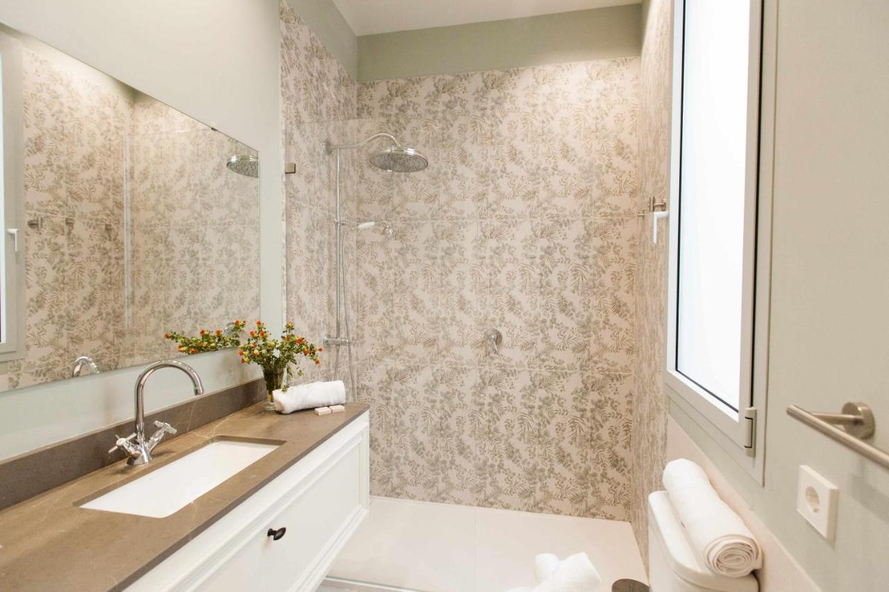 Isg Apartments Cedaceros 12 세비야 외부 사진