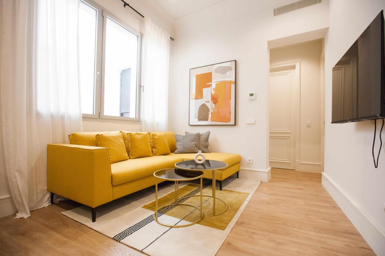 Isg Apartments Cedaceros 12 세비야 외부 사진